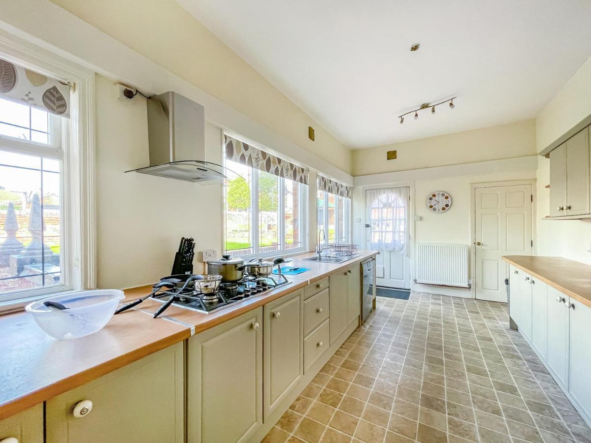 *Re9Bc* For Your Most Relaxed & Cosy Stay + Free Parking + Free Fast Wifi * Leeds  Exterior foto